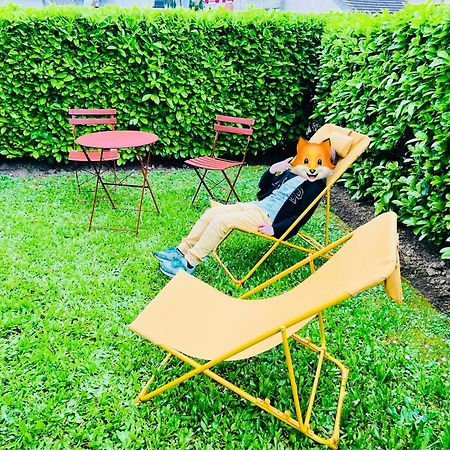 Appartement Standing Avec Jardin, 4 Personnes, Strategiquement Situe Mantes-la-Jolie Luaran gambar