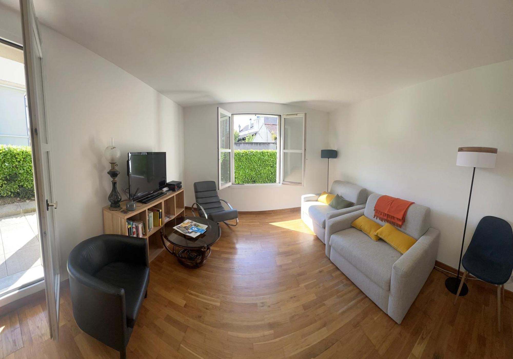 Appartement Standing Avec Jardin, 4 Personnes, Strategiquement Situe Mantes-la-Jolie Luaran gambar
