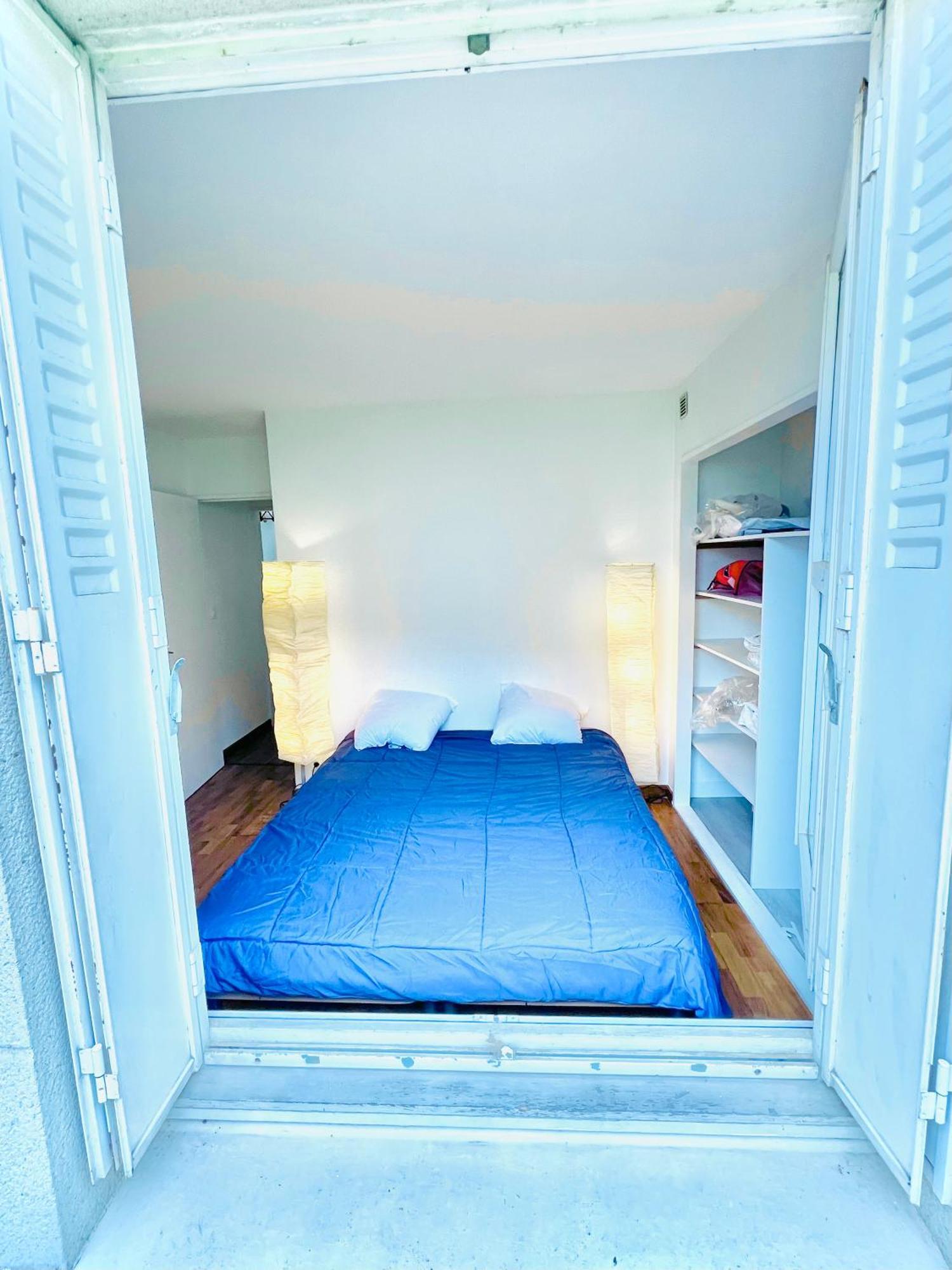 Appartement Standing Avec Jardin, 4 Personnes, Strategiquement Situe Mantes-la-Jolie Luaran gambar