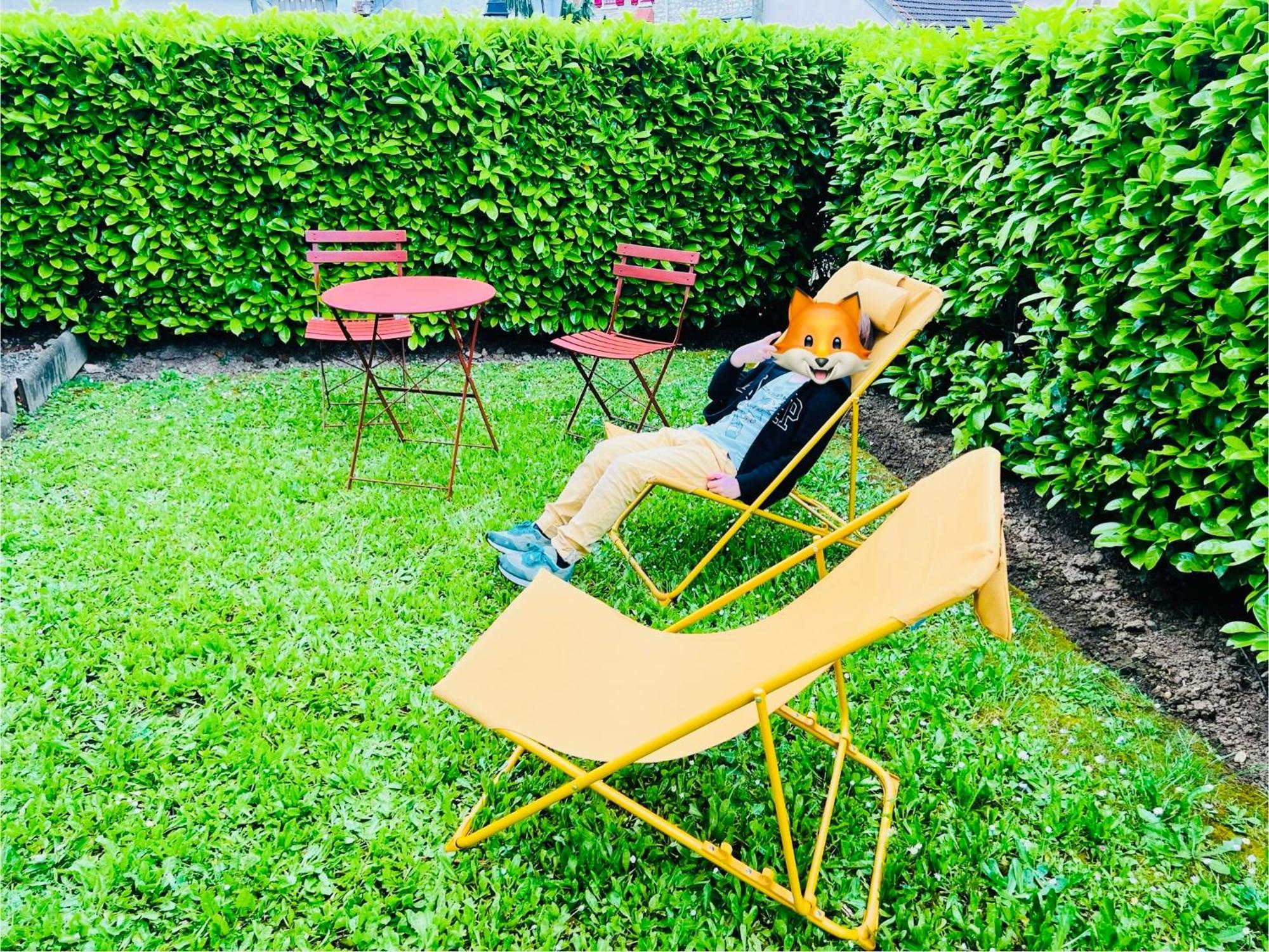Appartement Standing Avec Jardin, 4 Personnes, Strategiquement Situe Mantes-la-Jolie Luaran gambar